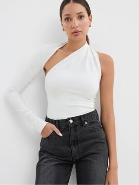 Marcella Manhattan Off White One-Shoulder Top